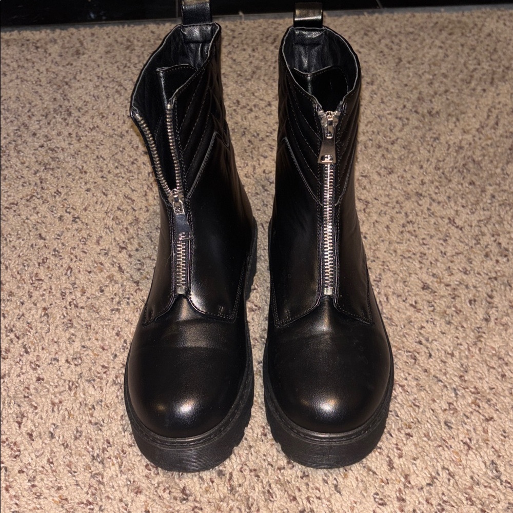 Yoki- Moto Boots size 8 - Picture 4 of 8